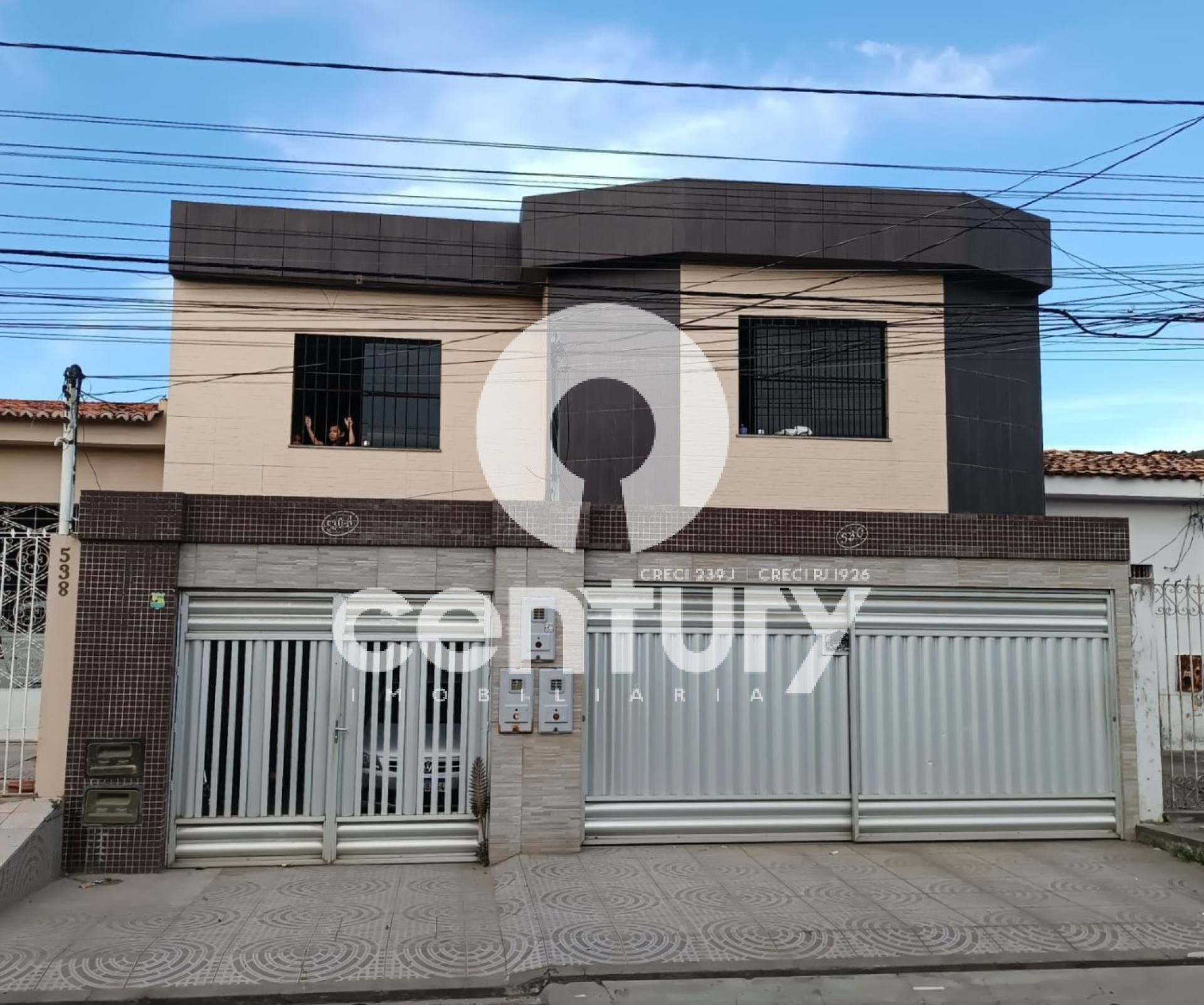 Casa Para Vender com 6 quartos 1 suítes no bairro José Conrado de Araújo em Aracaju