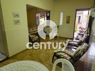 Casa Para Vender com 2 quartos sendo 1 suítes em Laranjeiras