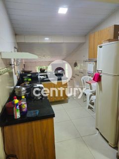 Casa Para Vender com 2 quartos sendo 1 suítes em Laranjeiras