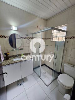 Casa Para Vender com 2 quartos sendo 1 suítes em Laranjeiras