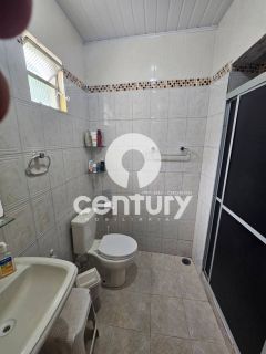 Casa Para Vender com 2 quartos sendo 1 suítes em Laranjeiras