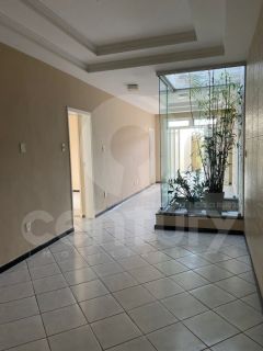 Casa à venda no bairro Suíssa