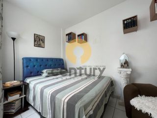 Sobrado à venda no bairro Farolândia