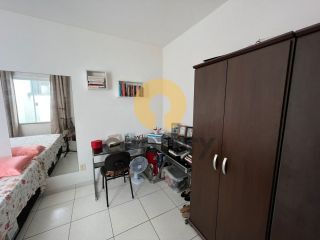 Sobrado à venda no bairro Farolândia