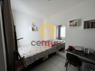 Sobrado à venda no bairro Farolândia