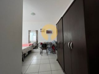 Sobrado à venda no bairro Farolândia