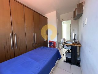 Sobrado à venda no bairro Farolândia