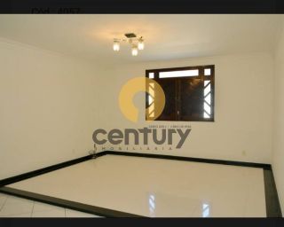 Casa à venda no bairro Coroa do Meio