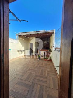 Casa com Ponto Comercial Para Vender no bairro Siqueira Campos em Aracaju