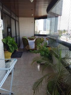 Apartamento no 2º andar do Edifício Santa Ana