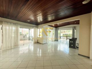 Casa térrea no Condomínio Melício Machado, com 3 quartos (1 suíte / 2 semi-suítes), na Aruana.