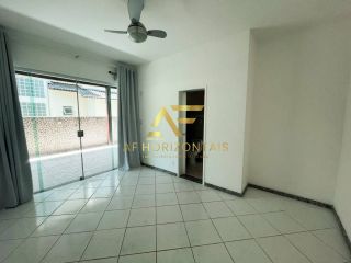 Casa térrea no Condomínio Melício Machado, com 3 quartos (1 suíte / 2 semi-suítes), na Aruana.