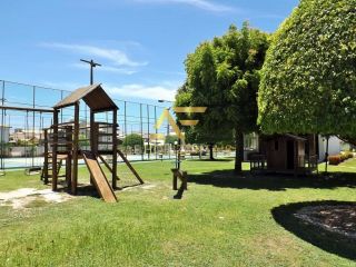 Casa térrea no Condomínio Melício Machado, com 3 quartos (1 suíte / 2 semi-suítes), na Aruana.