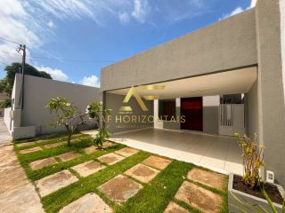 Casa com piscina no Condomínio Rota do Sol - 4 quartos (2 suítes), Aruana.