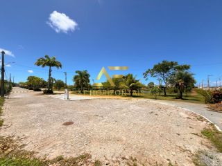 Lote em frente ao lago no Condomínio Melício Machado, Aruana (15x30 m²).