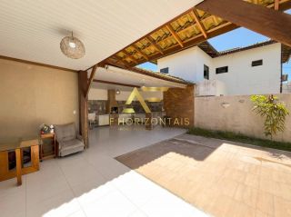Casa no Condomínio Alamedas do Sol, Aruana, com 4 quartos (1 suíte).