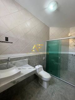 Casa com piscina no Condomínio Portal do Sol (Mosqueiro), com 4 quartos (3 suítes).
