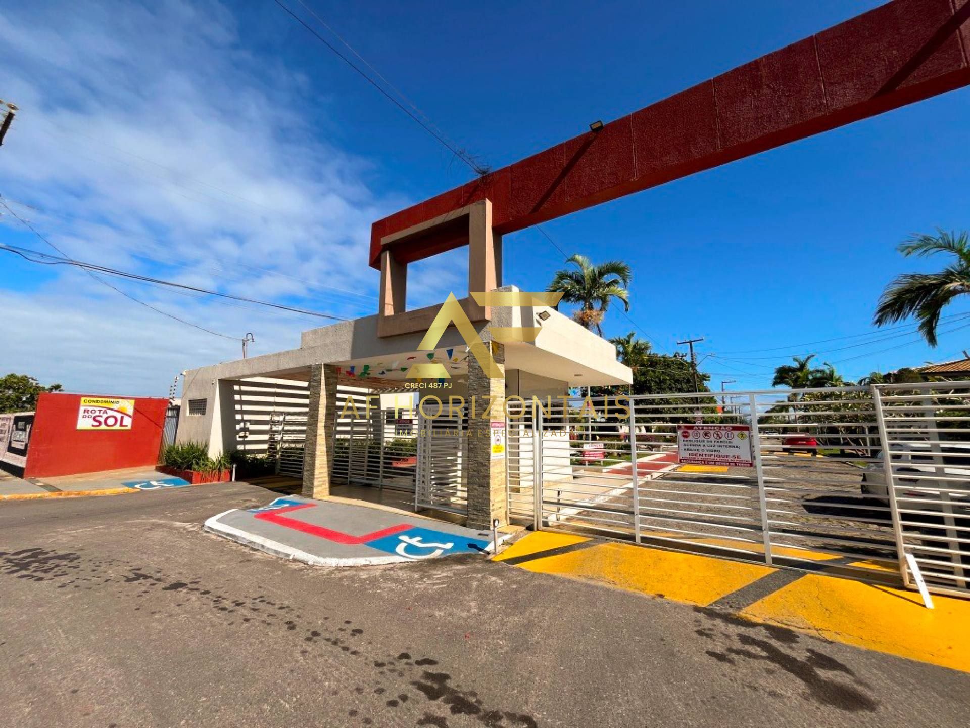 Lote no Condomínio Rota do Sol (250 m²), na Aruana.