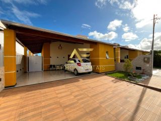 Casa no Condomínio Summerville Residence (Aruana), com 3 quartos e DCE.
