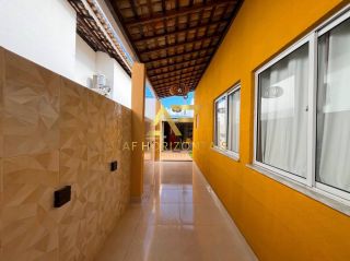 Casa no Condomínio Summerville Residence (Aruana), com 3 quartos e DCE.