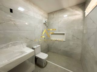 Casa no Condomínio Melício Machado, com 5 quartos (2 suítes) e sistema de energia solar.