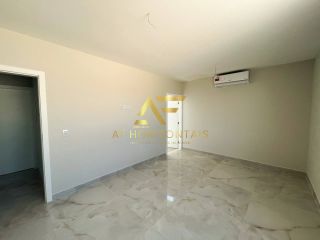 Casa no Condomínio Melício Machado, com 5 quartos (2 suítes) e sistema de energia solar.