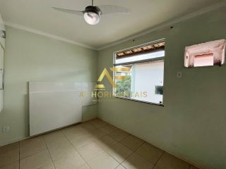 Casa com piscina no Condomínio São Lourenço (Aruana), com 3 quartos, sendo 1 suíte.