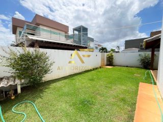 Casa no condomínio Reserva Aruanã, com 4 quartos (3 suítes).