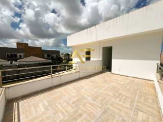 Casa no condomínio Reserva Aruanã, com 4 quartos (3 suítes).