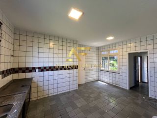 Casa espaçosa, com ampla área externa (2 lotes), no Condomínio Praias do Sul 1.