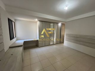 Casa térrea com piscina no Condomínio Alamedas do Sol, Aruana.