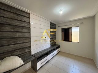 Casa térrea com piscina no Condomínio Alamedas do Sol, Aruana.