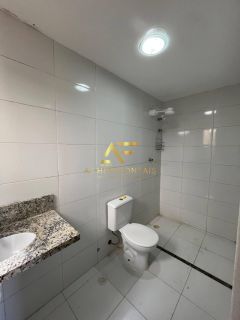 Casa térrea com piscina no Condomínio Alamedas do Sol, Aruana.