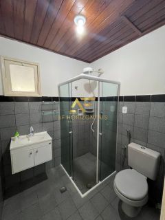 Casa no Condomínio Riviera Delmar (frente mar), com 3 quartos, sendo 2 suítes.