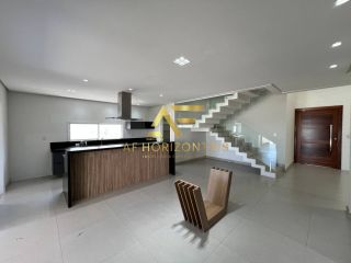 Casa no Condomínio Reserva Aimoré, com 4 quartos (3 suítes).