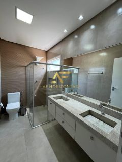 Casa no Condomínio Reserva Aimoré, com 4 quartos (3 suítes).