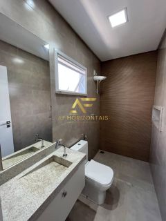 Casa no Condomínio Reserva Aimoré, com 4 quartos (3 suítes).