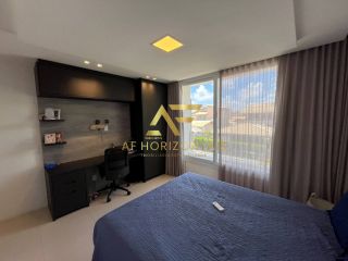 Casa imponente no Condomínio Melício Machado, com 4 quartos (3 suítes).