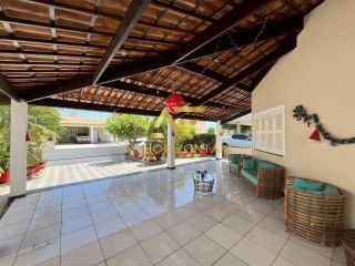 Casa com piscina no Condomínio Melício Machado, Aruana, com 3 quartos (2 suítes).