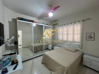 Casa com piscina no Condomínio Melício Machado, Aruana, com 3 quartos (2 suítes).