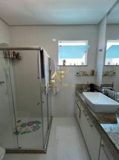 Casa com piscina no Condomínio Melício Machado, Aruana, com 3 quartos (2 suítes).