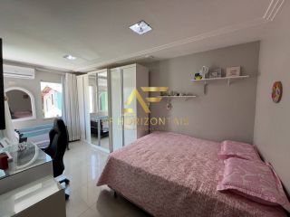 Casa com piscina no Condomínio Melício Machado, Aruana, com 3 quartos (2 suítes).