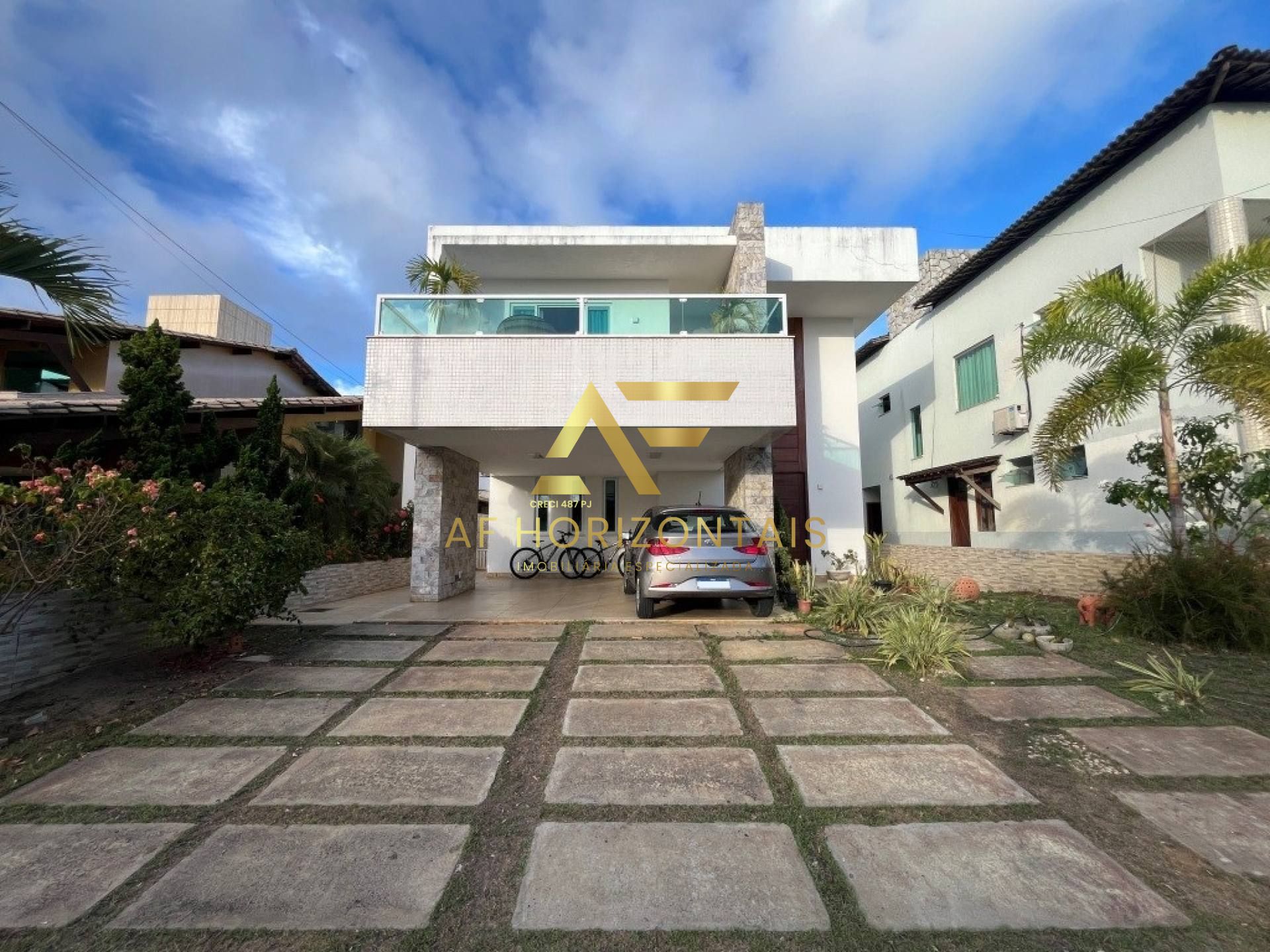 Casa no Condomínio Melício Machado, com 4 quartos (3 suítes), na Aruana.