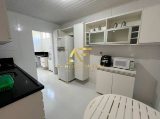 Casa no Condomínio Riviera Del Mar (em frente ao mar), porteira fechada, 3 quartos (1 suíte).