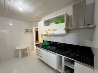 Casa no Condomínio Riviera Del Mar (em frente ao mar), porteira fechada, 3 quartos (1 suíte).