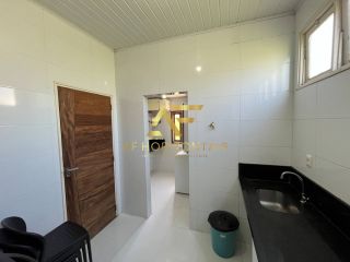 Casa no Condomínio Riviera Del Mar (em frente ao mar), porteira fechada, 3 quartos (1 suíte).