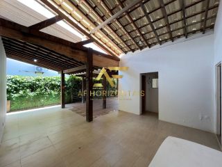 Casa no Condomínio Riviera Del Mar (em frente ao mar), porteira fechada, 3 quartos (1 suíte).