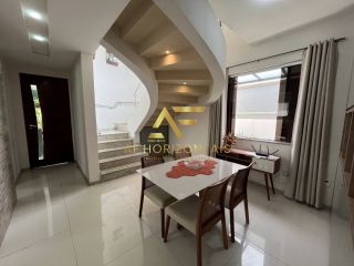 Linda casa no Condomínio Melício Machado (Aruana), com 5 suítes.