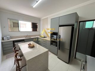 Linda casa no Condomínio Melício Machado (Aruana), com 5 suítes.