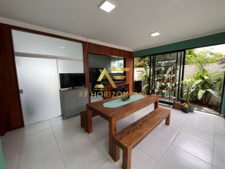 Linda casa no Condomínio Melício Machado (Aruana), com 5 suítes.